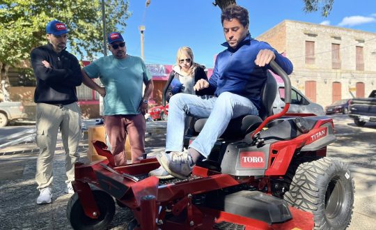 Corta-Cesped-Toro-2